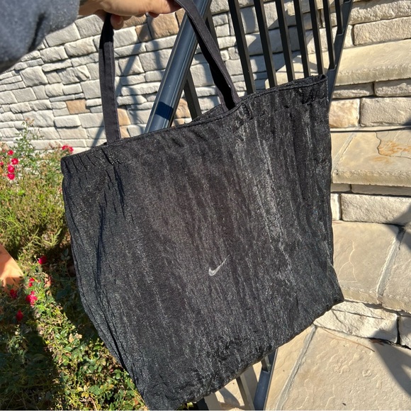 Nike black large casual tote bag - Picture 1 of 5